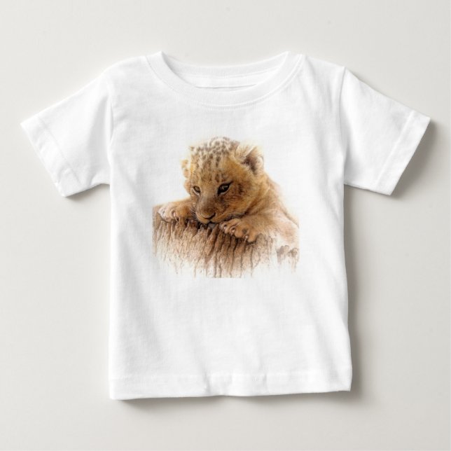 Camiseta Para Bebê Lion cub fecha olhos bonitos (Frente)