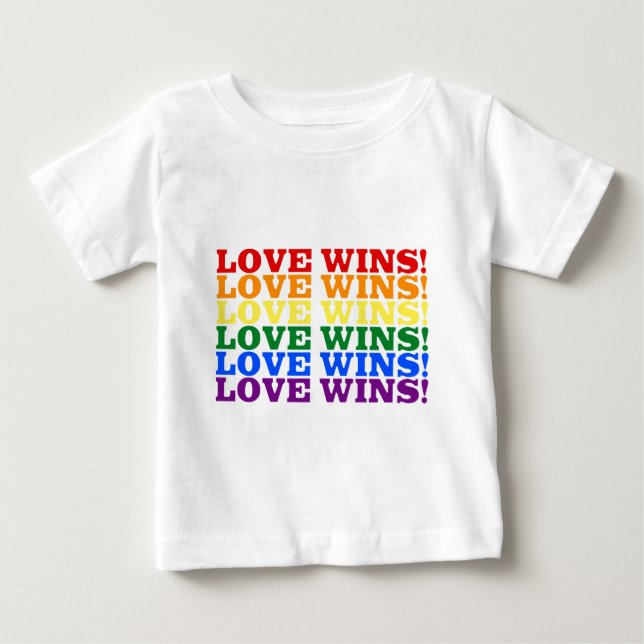 Camiseta Para Bebê O amor vence (Frente)