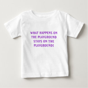 CAMISETA PARA BEBÊ O QUE ACONTECE NO JOGO FICA NO PLA...