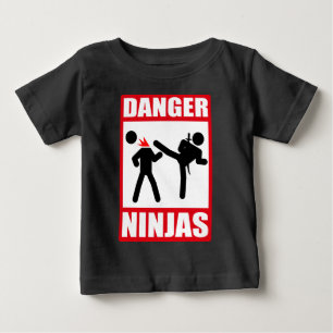 Camiseta Para Bebê Perigo Ninjas