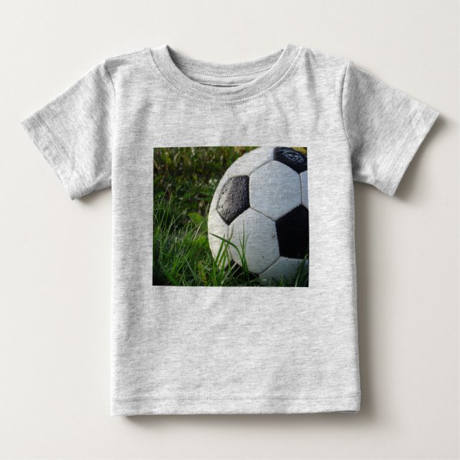 Camiseta Para Bebê Soccer~ Foot Ball no campo (Frente)