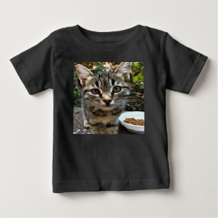 Camiseta Para Bebê Tabby Cat Kitten Fazer Eye Contato