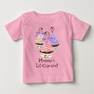 Camiseta Para Bebê Trio de Cupcake do Coração "Mamãe Lil Cupcak" - T-