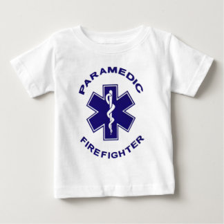 Camiseta paramédico do bombeiro