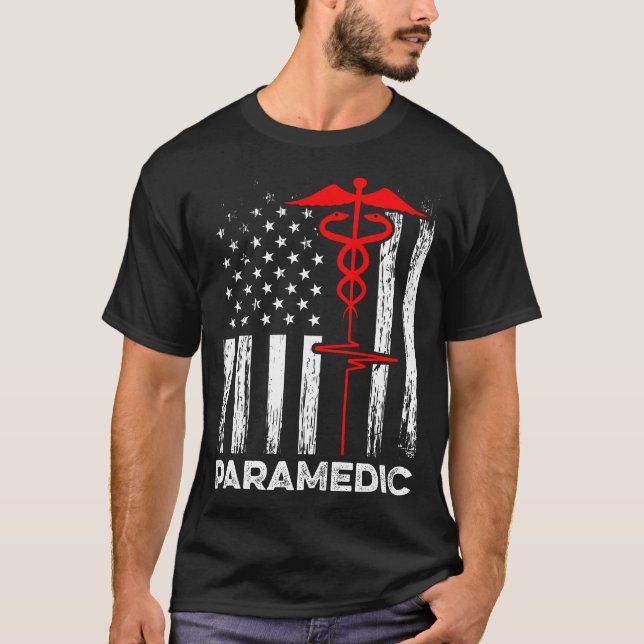 Camiseta Paramedics Usa Flag Doctor Ambulance Nurse Emergen (Frente)