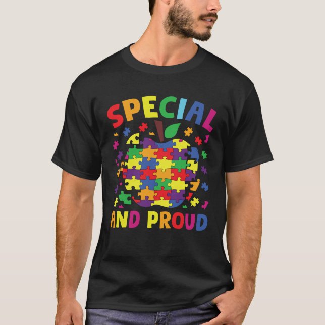 Camiseta Paraprofessional Special and proud special educati (Frente)