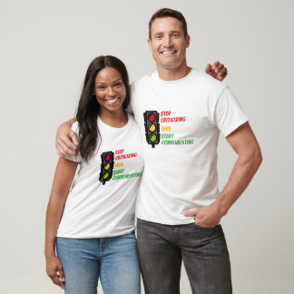 Camiseta "Pare de Criticar"