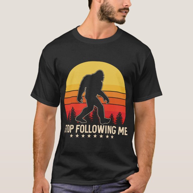 Camiseta Pare De Me Seguir À Silhueta Bigfoot (Frente)