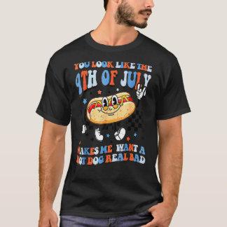 Camiseta Parece Que 4 De Julho Me Faz Querer Um Cachorro Qu