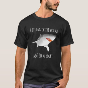 Camiseta Parem De Encontrar Tubarões Pertencer Ao Oceano Nã