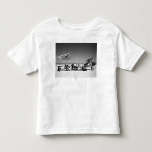Camiseta Paresev 1-A e reboque aplana com grupo e piloto