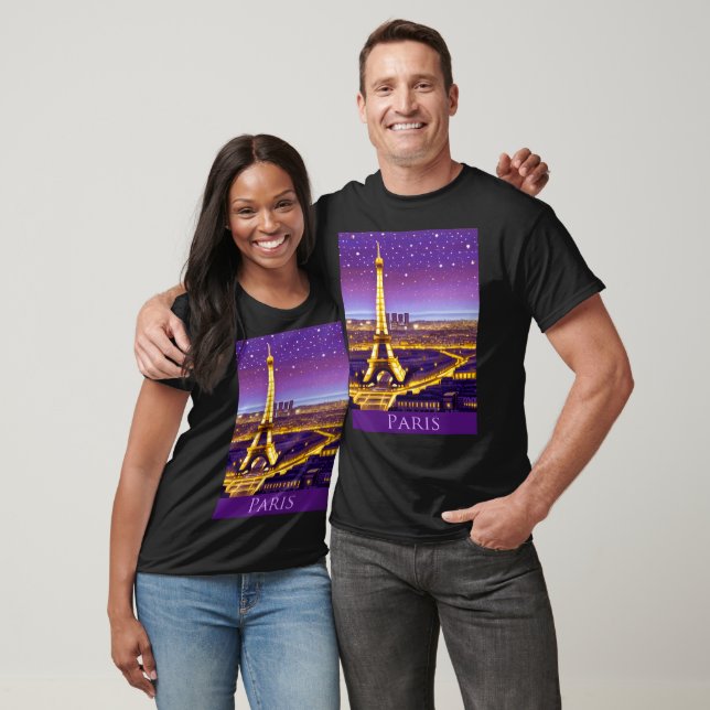 Camiseta Paris sob um céu estrelado roxo (Unissex)