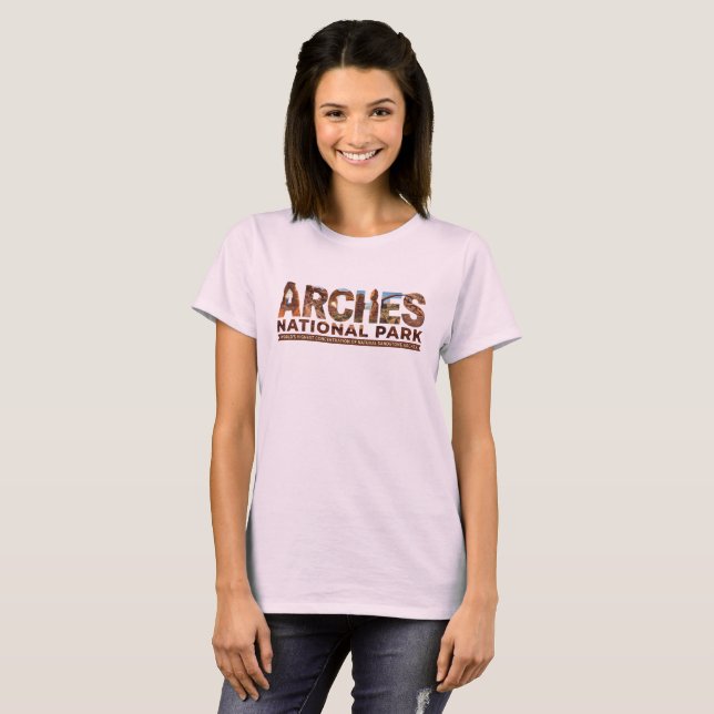 Camiseta Parque Nacional Arches Espectacular Rocha Natural (Frente Completa)