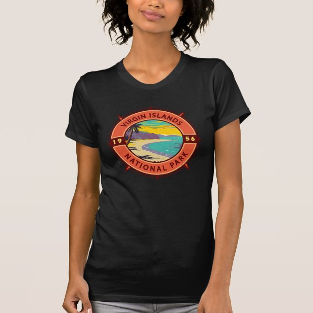 Camiseta Parque Nacional das Ilhas Virgens - Emblem Retro C (Frente)