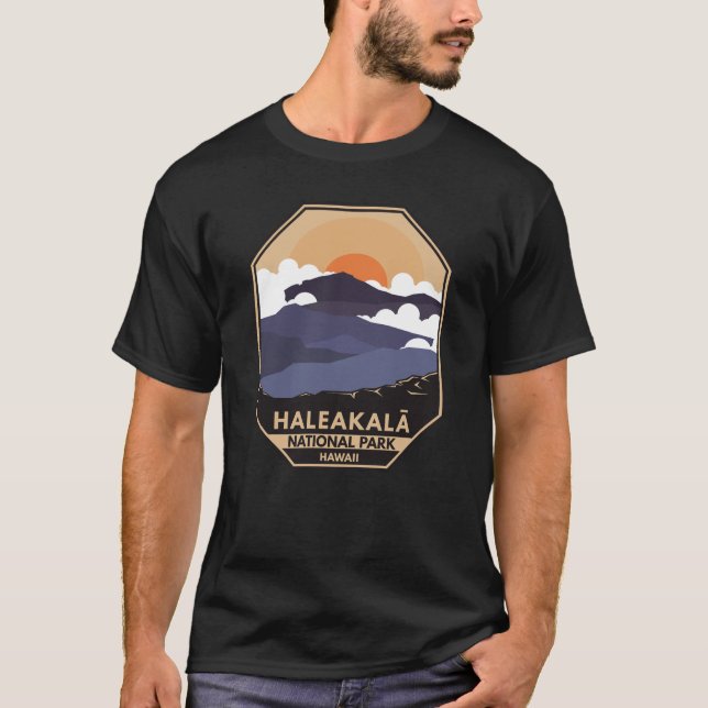 Camiseta Parque Nacional de Haleakala, Retro Emblem (Frente)