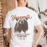 Camiseta Parque Nacional de Yosemite, Urso Negro da Califór<br><div class="desc">Pronto para embarcar na sua aventura ao ar livre? Esta camiseta do Parque Nacional Yosemite é uma escolha perfeita. Com um urso negro ousado e paisagem florestal cênica, esta camisa vai inspirá-lo a explorar e abraçar a natureza. Solte seu explorador interno e não perca essa chance de trazer a natureza...</div>