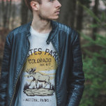 Camiseta Parque Nacional do Colorado, Parque Nacional, Moos<br><div class="desc">Vintage design Estes Park National Park Moose Sunset camiseta. Essa camiseta única,  que é a vintage,  também faz uma ideia de presente de excelente para aqueles que amam atividades ao ar livre com amigos e familiares.</div>