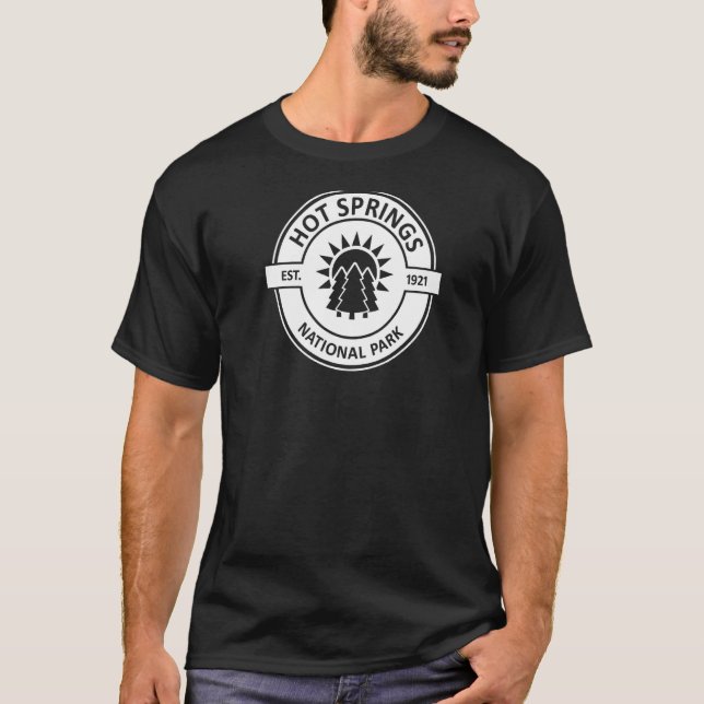 Camiseta Parque Nacional dos Primaveras Quentes - Prêmio Su (Frente)
