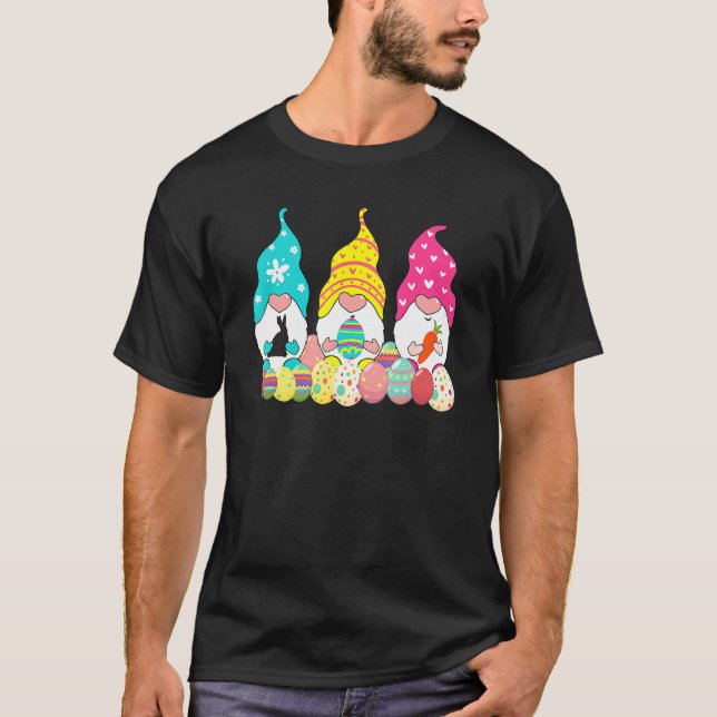 Camiseta Páscoa Dia Três Gnomos Páscoas Pastel Primavera B (Frente)