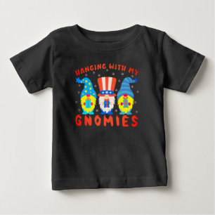 Camiseta Passando Com Meus Gnomos Correspondendo Ao Natal D