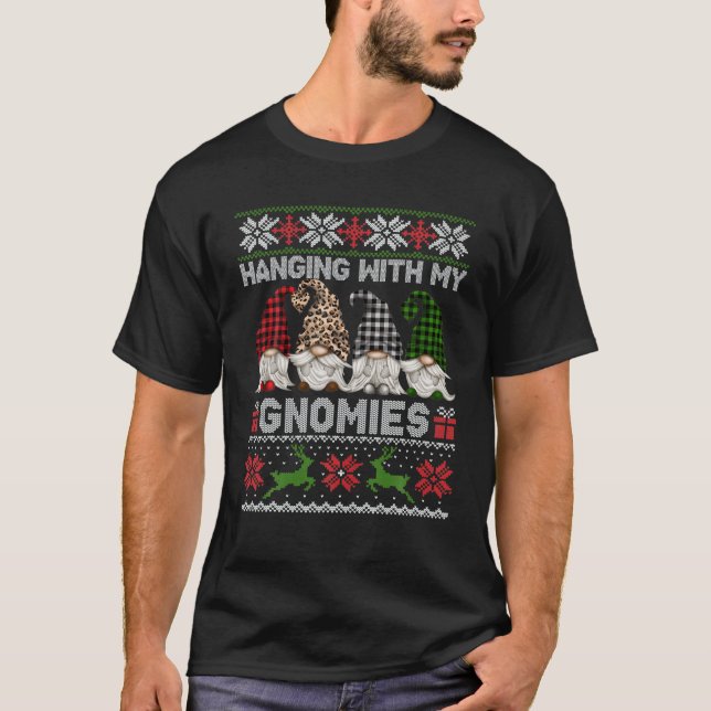Camiseta Passando Com Meus Gnomos Gnomos Bonitos Natal Feio (Frente)