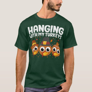 Camiseta Passando Com Meus Perus A Família De Ação De Graça