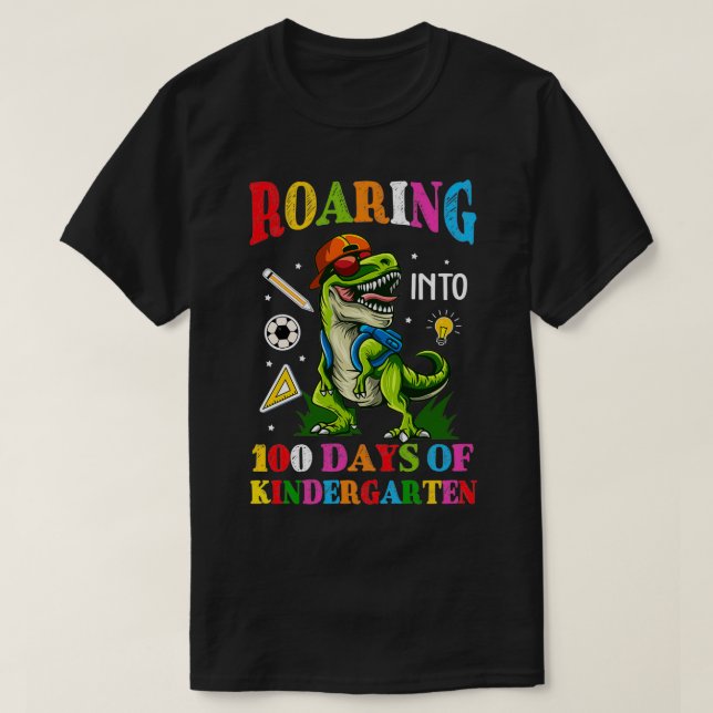 Camiseta Passando Por 100 Dias De Jardim De Infância (Frente do Design)