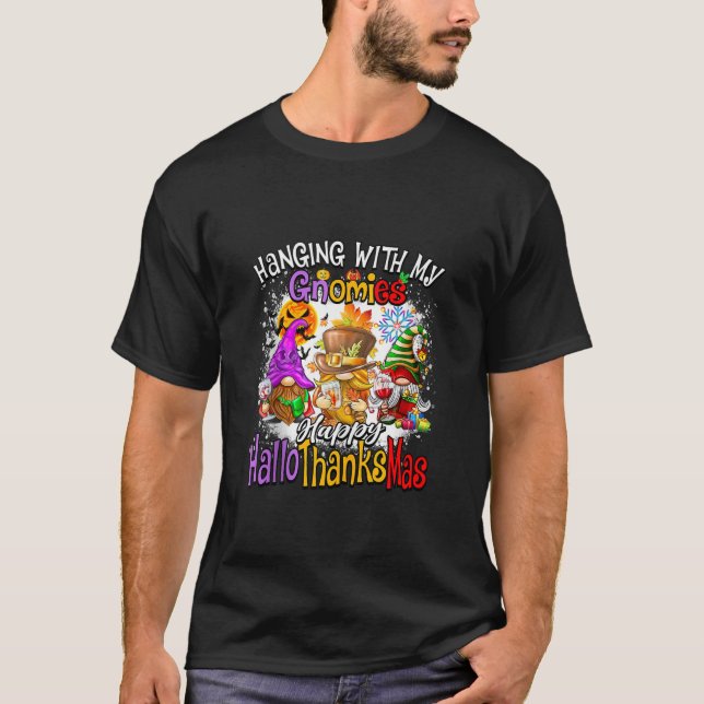 Camiseta Passando tempo com meus Gnomies Feliz Hallothanksm (Frente)