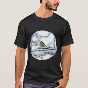 Camiseta Pássaro azul preso no ramo de neve