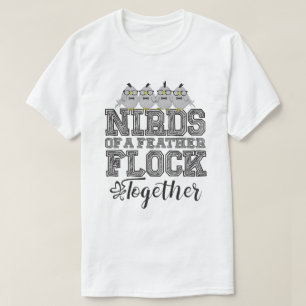 Camiseta Pássaro Nerd Divertido Nirds de uma Pena Reunidos