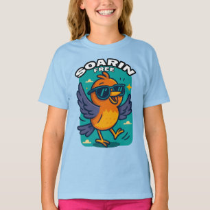 Camiseta pássaro voando alto