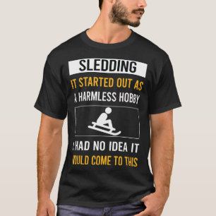 Camiseta Passatempo Inofensivo Caminhão de Trenó Esquiando