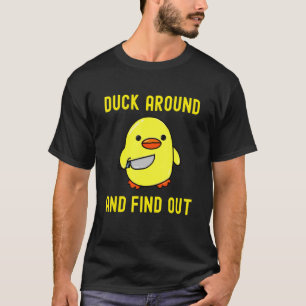 Camiseta Passe Por Aí E Descubra Memórias De Pato Com Faca