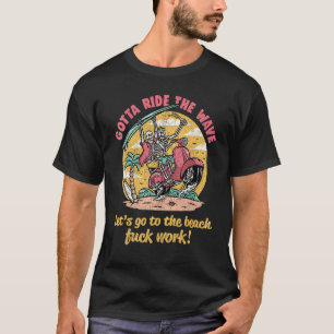 Camiseta Passear Os Surfistas De Vintage Na Onda, Retraindo