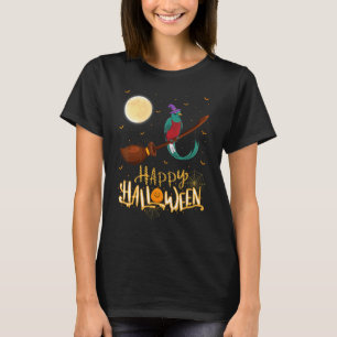 Camiseta Passeio do Quetzal Bruxa Espingarda Quetzal Pássar