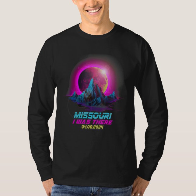 Camiseta Pastel Goth Vaporwave Eclipse Solar Total 2024 Equ (Frente)