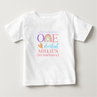 Camiseta Pastel Rainbow ONEMaravilhoso primeiro aniversario