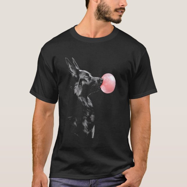 Camiseta Pastor Alemão Soprando Chiclete (Frente)