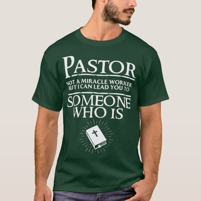 Camiseta Pastor Engraçado Presente Para Homens Legal Igreja (Frente)