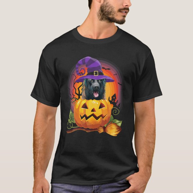 Camiseta Pastor holandês Bruxa Abóbora Cachorro de Hallowee (Frente)