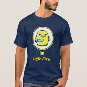 Camiseta Pato Café Primeiro – Conceito de Humor Matinal Div