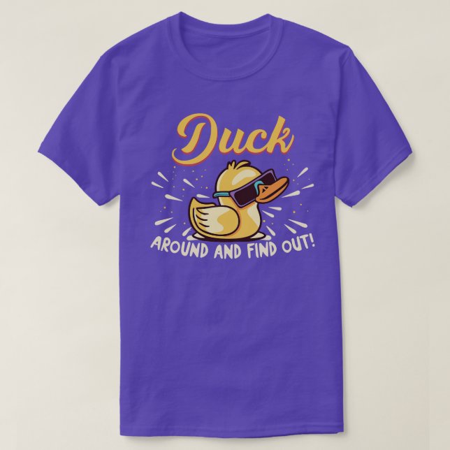 Camiseta Pato Engraçado Por Aí E Descubra O Pato De Borrach (Frente do Design)