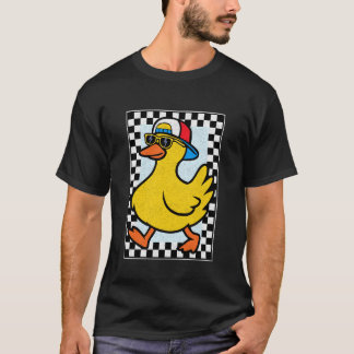 Camiseta Pato Legal Usando Óculos de Sol e Boné - Desgastad