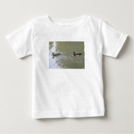 Camiseta Patos Nadando