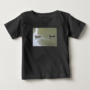 Camiseta Patos Nadando