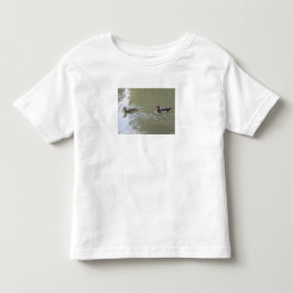 Camiseta Patos Nadando