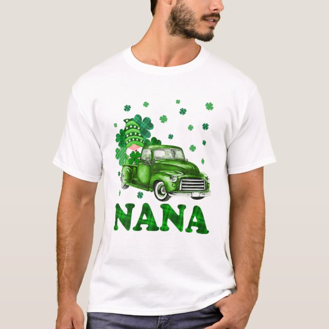 Camiseta Patricks Day Gnome Nana Xadrez (Frente)