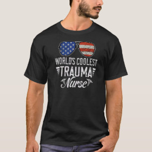 Camiseta Patriota Americano de Bandeira Enfermeira de Traum