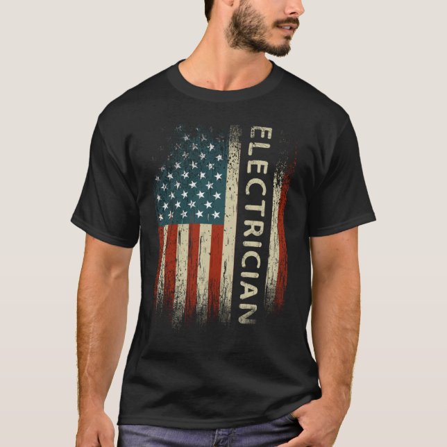 Camiseta Patriótico Eletrista Oferece Bandeira Americana (Frente)