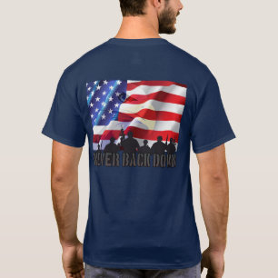 Camiseta Patriótico Nunca Descer Bandeira de Águia e Soldad